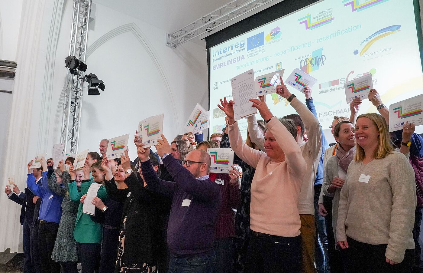 Lehrkräfte bei der Auszeichnung zur Euregio(profil)schule