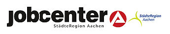 Links groß dargestellt der Text Jobcenter, darunter in klein der Text StädteRegion Aachen. Rechts daneben das Symbol der Bundesagentur für Arbeit (stilisiertes weißes A im roten Kreis) und weiter rechts daneben das Logo der StädteRegion Aachen