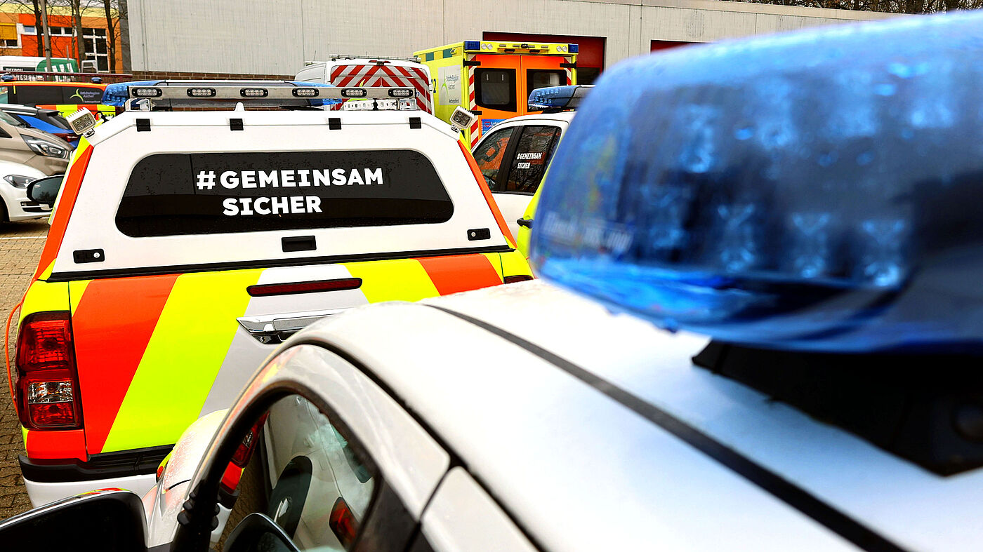 Gemeinsam sicher: Die Sicherheit der Menschen in der StädteRegion Aachen und die Abwehr von Gefahren sind die Aufgaben unseres Amt für Brandschutz, Rettungsdienst und Bevölkerungsschutz (A 38).