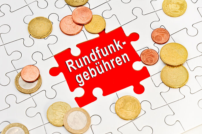 Puzzel mit dem Schriftzug: Rundfunkgebühren