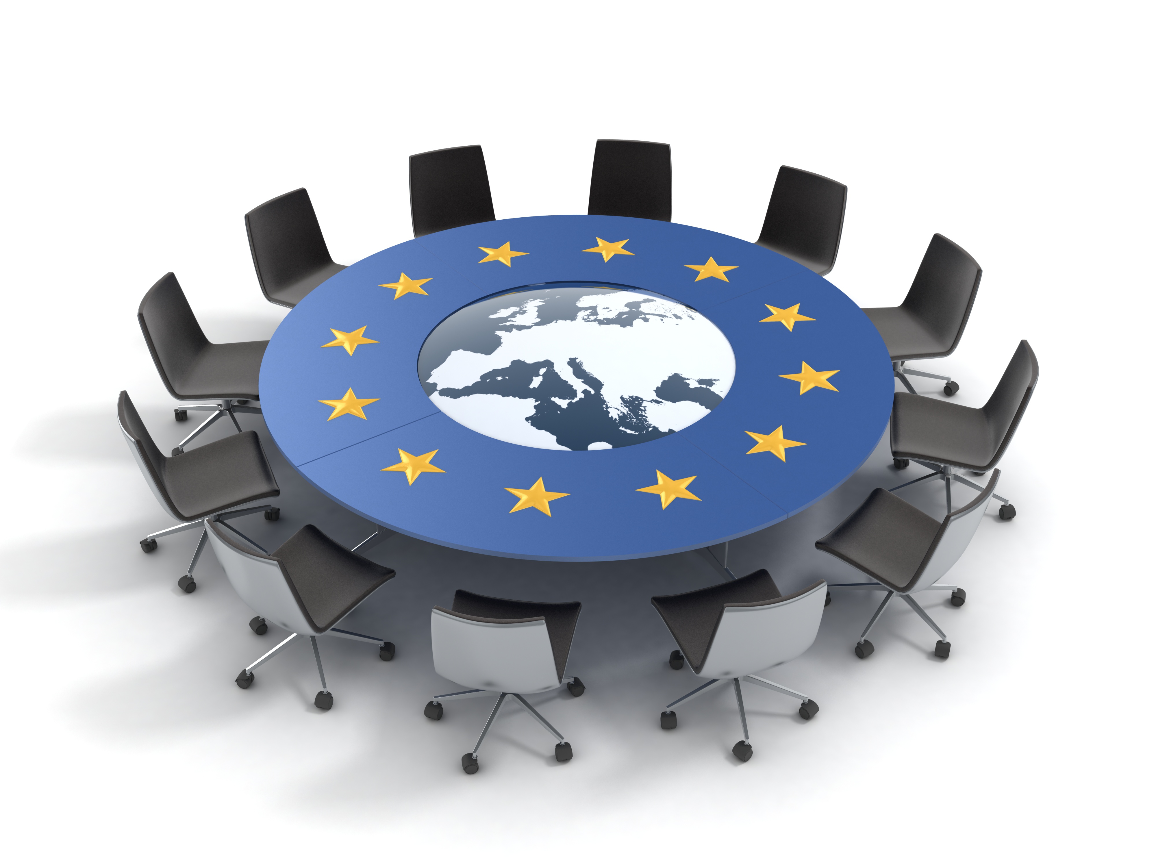 Ein großer Runder Tisch um den 12 Stühle stehen. Auf dem Tisch ist die Weltkugel mit Fokus auf Europa abgebildet und darum 12 Sterne.